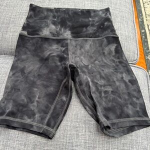 Lululemon biker shorts